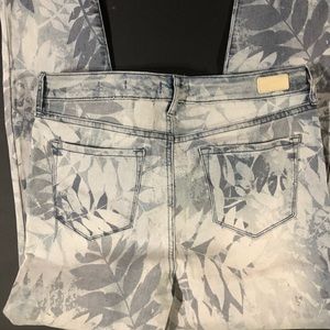 Sofia High Rise curvy skinny ankle jeans size 12